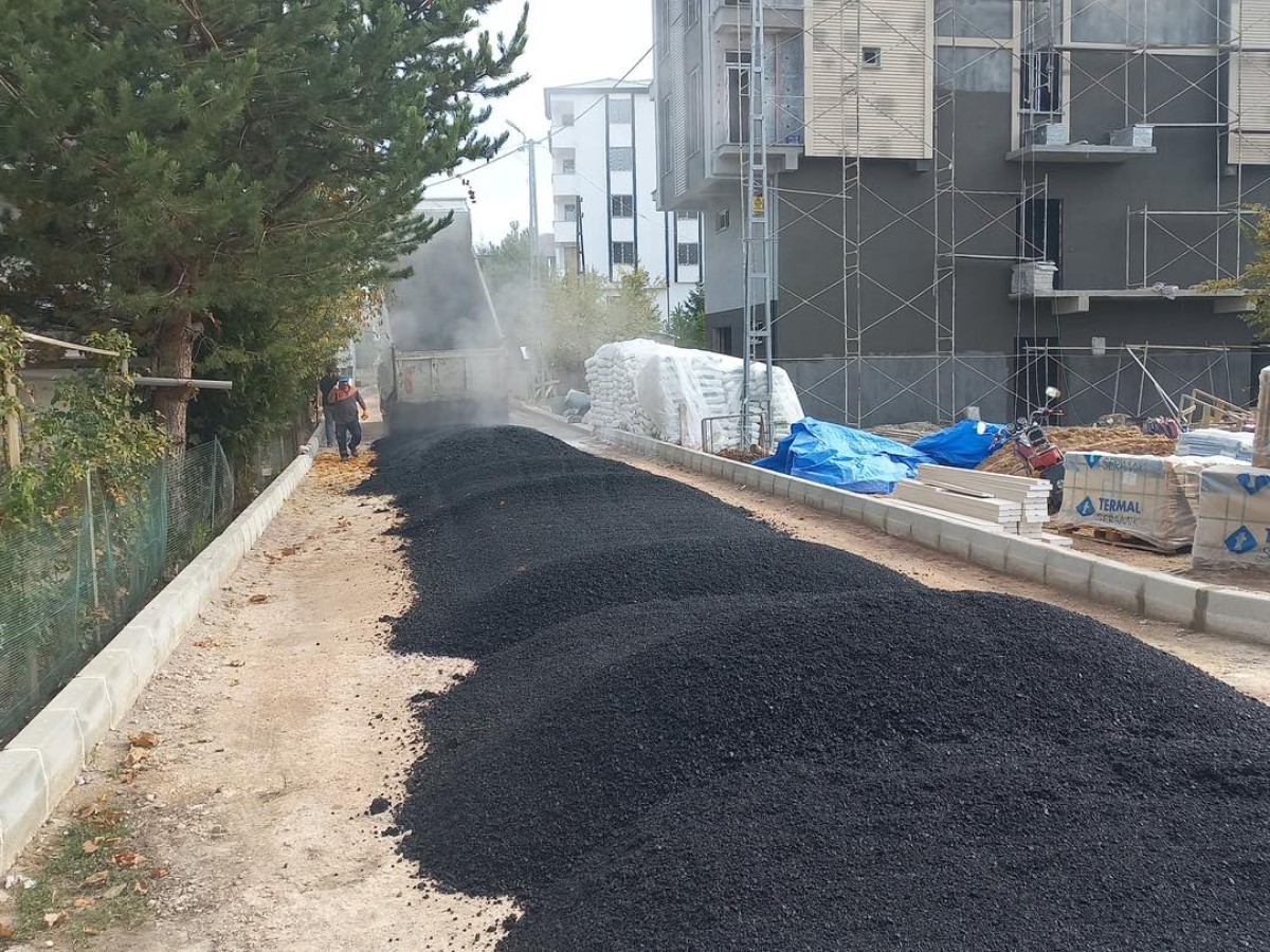 ATATÜRK MAHALLESİ ASFALT ÇALIŞMASI